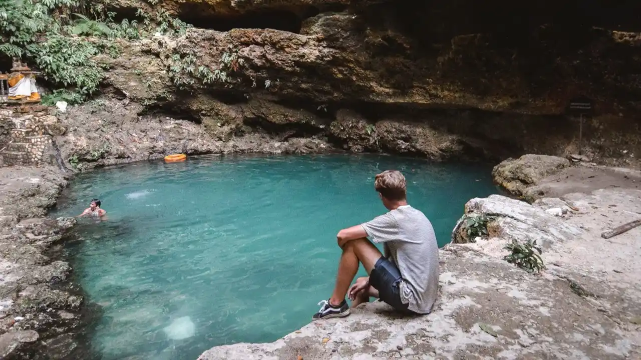 Hidden Oasis - Discovering the Enchantment of Tembeling Natural Pool on Nusa Penida